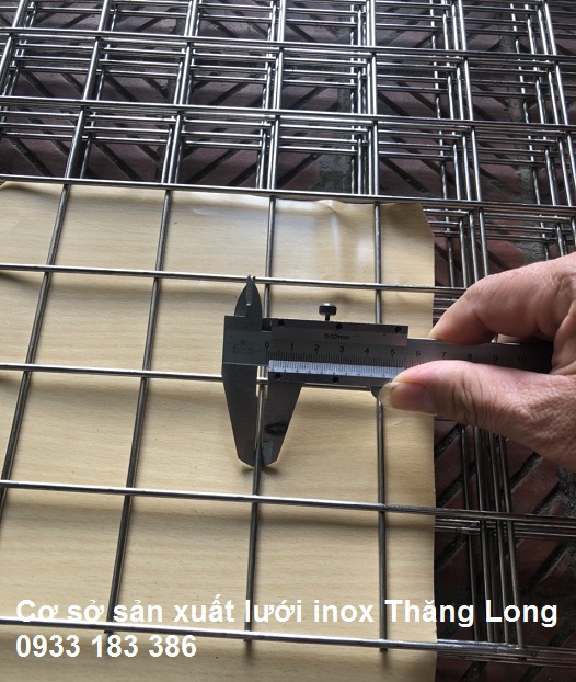 Lưới inox hàn tấm